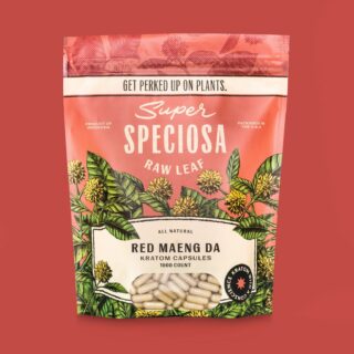 Super Speciosa Red Maeng Da kratom capsule bottle.